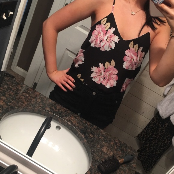 Rue21 Tops - Rue 21 Floral Top